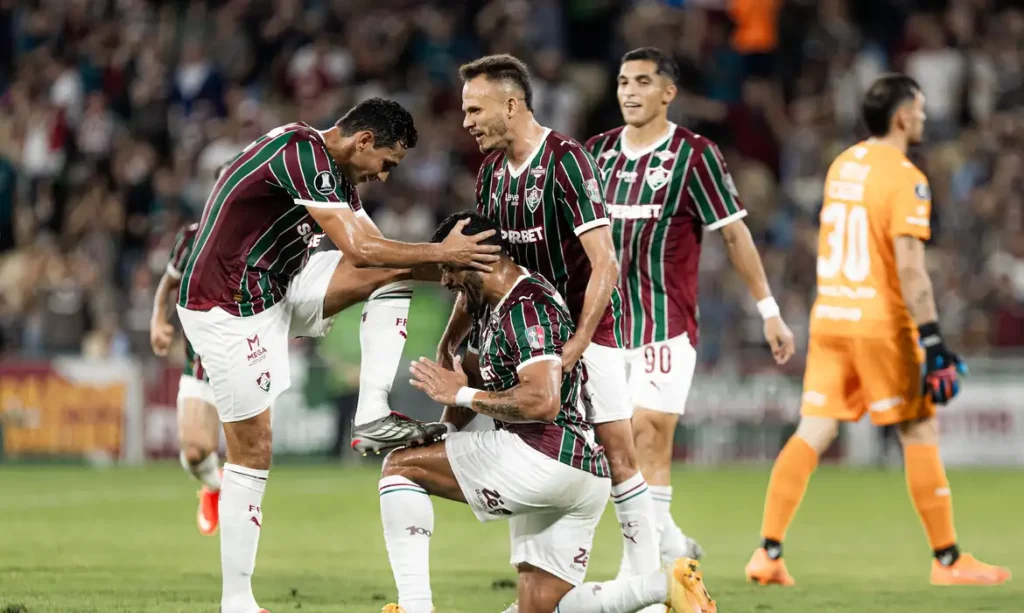 Fluminense bate Platense e abre vantagem nas quartas da Libertadores 1 fluminense bate platense e abre vantagem nas quartas da libertadores