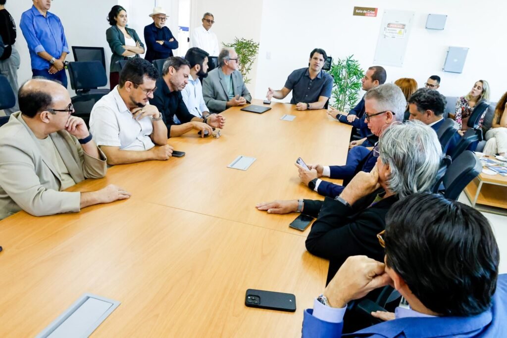 leo bezerra apresenta parceria com anatel para implantacao de alertas de emergencia na tv