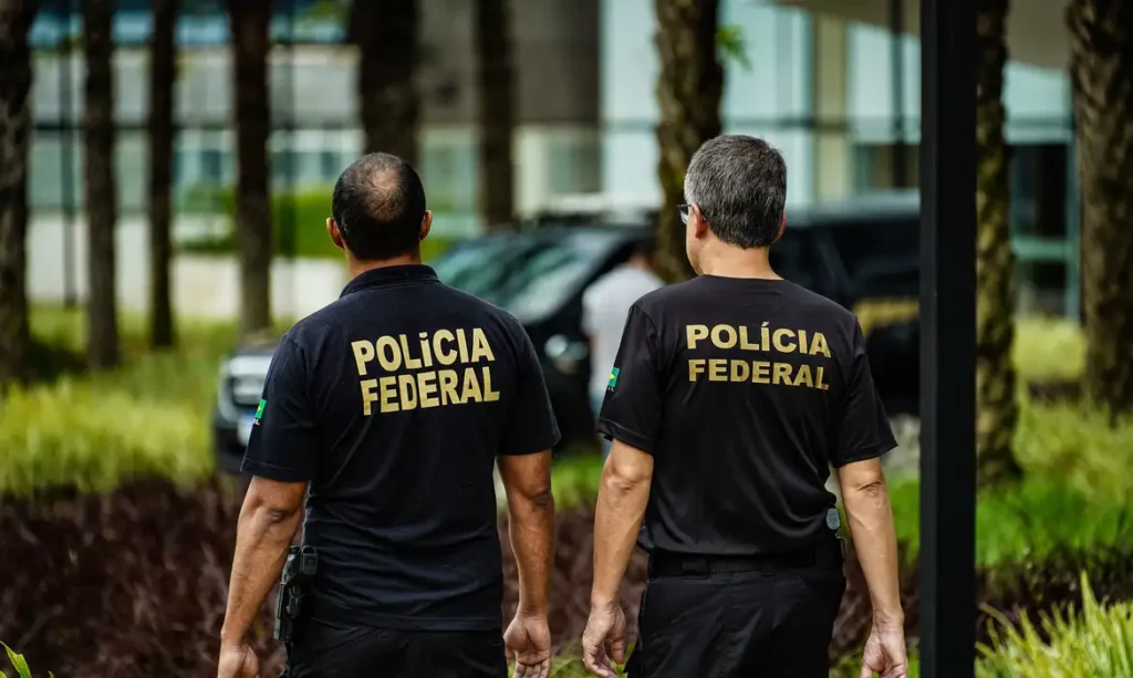 PF faz ação contra apologia ao nazismo no interior do Rio de Janeiro 13 pf faz acao contra apologia ao nazismo no interior do rio de janeiro