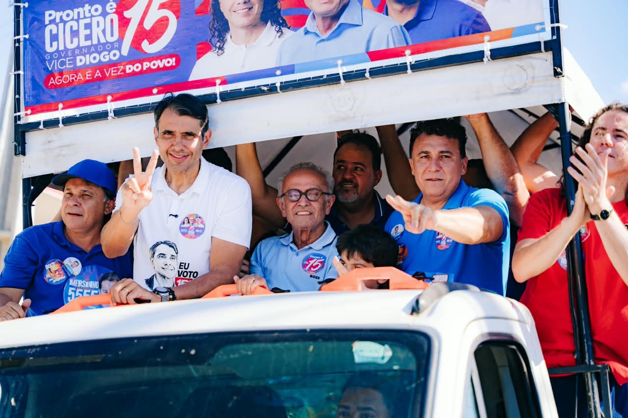 Onda Azul consolida força de Cícero no Vale do Piancó e leva mensagem do avanço até Patos