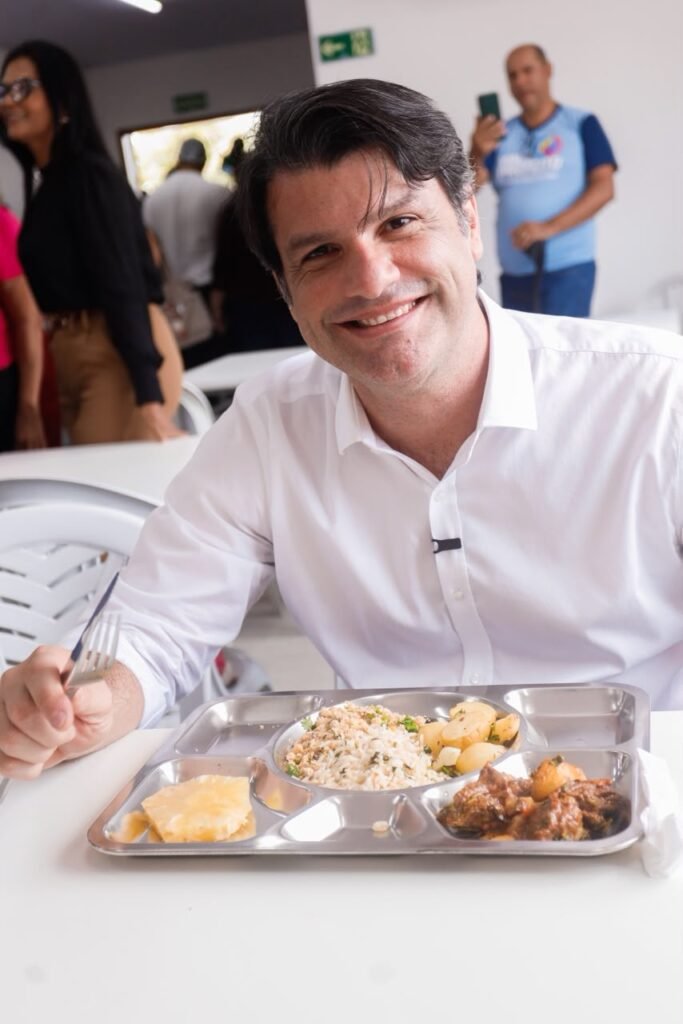 seguranca alimentar leo bezerra entrega nova cozinha comunitaria do alto do mateus e anuncia restaurante popular no valentina 2