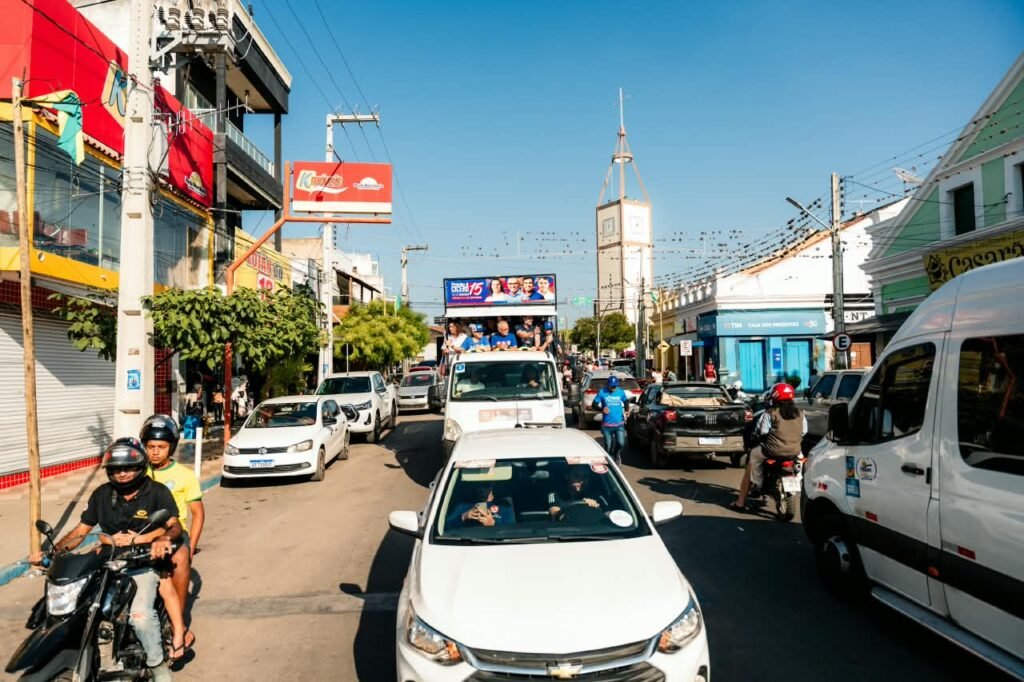 serra de teixeira vira uma onda azul e cicero fortalece projeto de mudanca na paraiba 14
