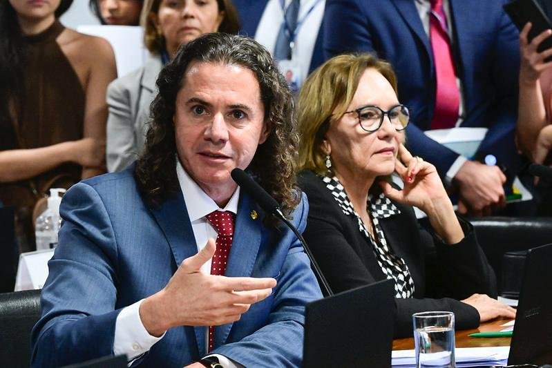 VÍDEO: No Senado, Veneziano anuncia voto favorável à redução da escala de trabalho 6x1 sem redução de salários 3 video no senado veneziano anuncia voto favoravel a reducao da escala de trabalho 6x1 sem reducao de salarios
