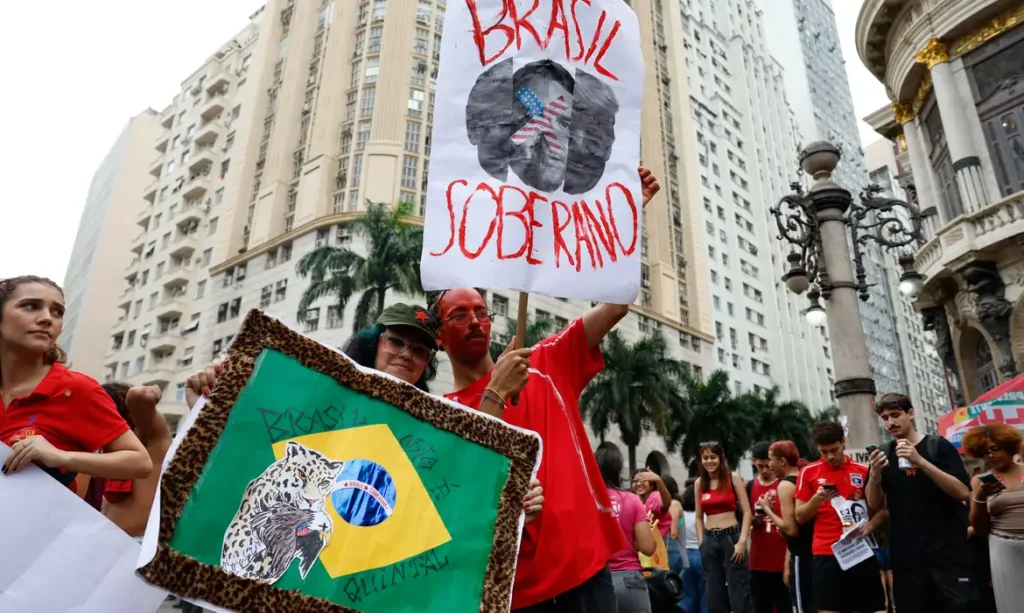 estudantes fazem ato no rio de janeiro em defesa de voto em lula