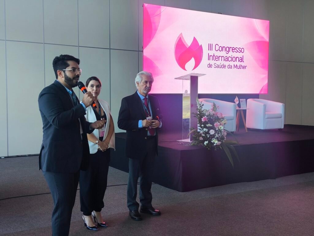 Imunização e prevenção do câncer do colo do útero são discutidos em Congresso Internacional de Saúde da Mulher 7 imunizacao e prevencao do cancer do colo do utero sao discutidos em congresso internacional de saude da mulher
