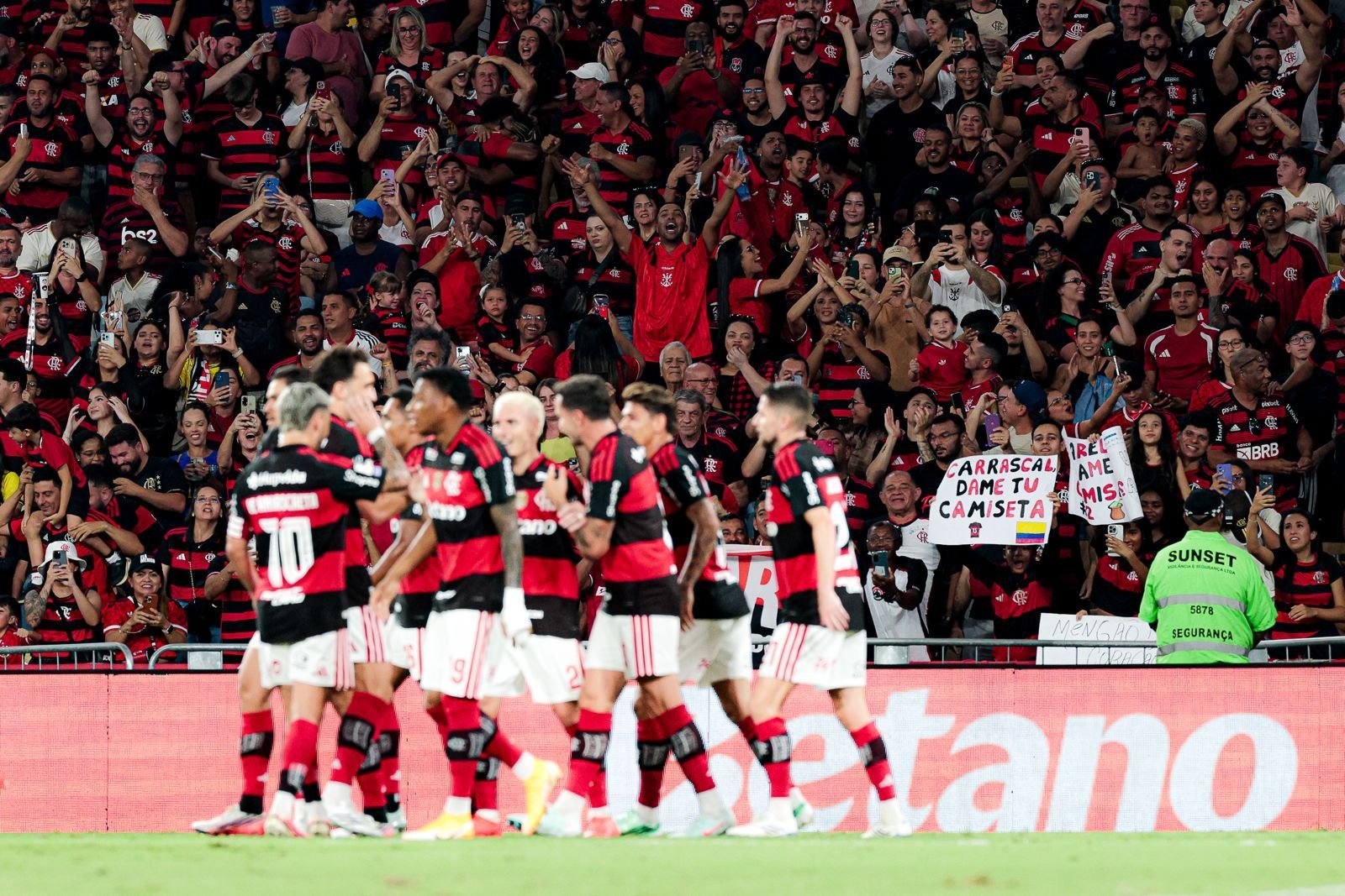 Nação faz sua parte e Flamengo tem a melhor média de público do Brasileirão 2026 até aqui