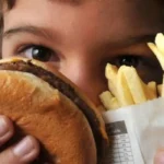 OMS lança guia para enfrentar obesidade em crianças e adolescentes