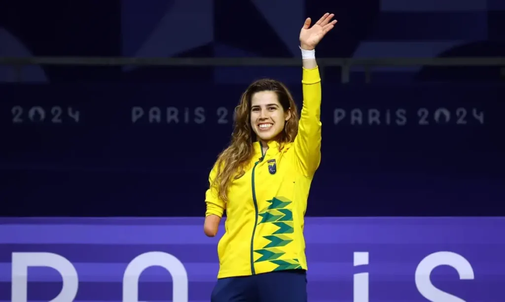 parataekwondo brasileiro e campeao de grand prix em paris com 6 podios