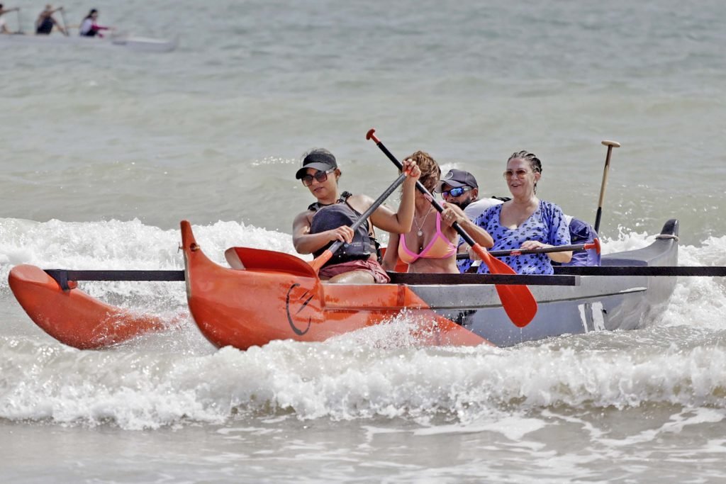 Prefeitura de João Pessoa promove Remada Rosa na praia do Bessa nesta terça-feira
