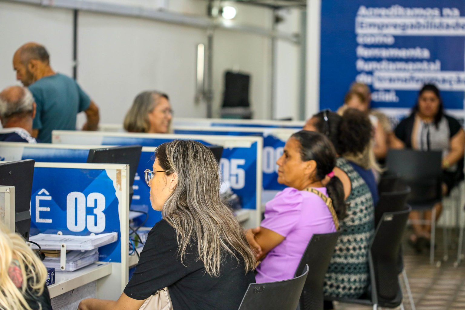 Sine-JP disponibiliza 930 vagas de emprego com oportunidade para candidatos sem experiência