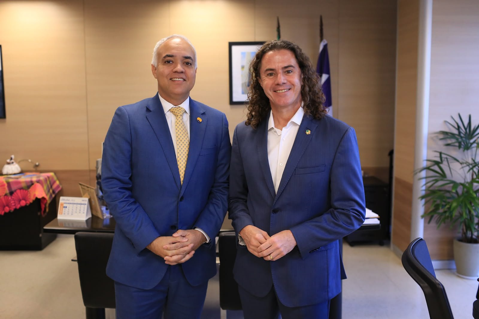 Veneziano acompanha projetos no Ministério das Cidades e volta à Paraíba nesta quarta para se dedicar “integralmente” à reeleição de Lula