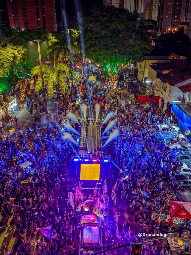 vumbora 15 joao pessoa consolida apoio a cicero em arrastao que reuniu multidao na avenida epitacio pessoa 4