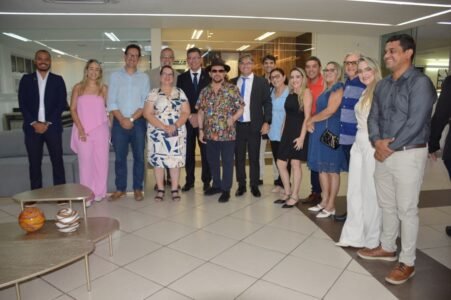 Comunicadores e autoridades de destaque nacional e estadual são homenageados em grande cerimônia da FENACOM na Paraíba 11