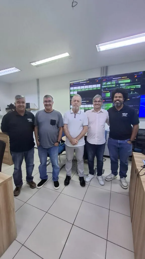 Farol Digital e UMTI avançam em parceria para fortalecer o ecossistema de inovação em João Pessoa 6 farol digital e umti avancam em parceria para fortalecer o ecossistema de inovacao em joao pessoa 1